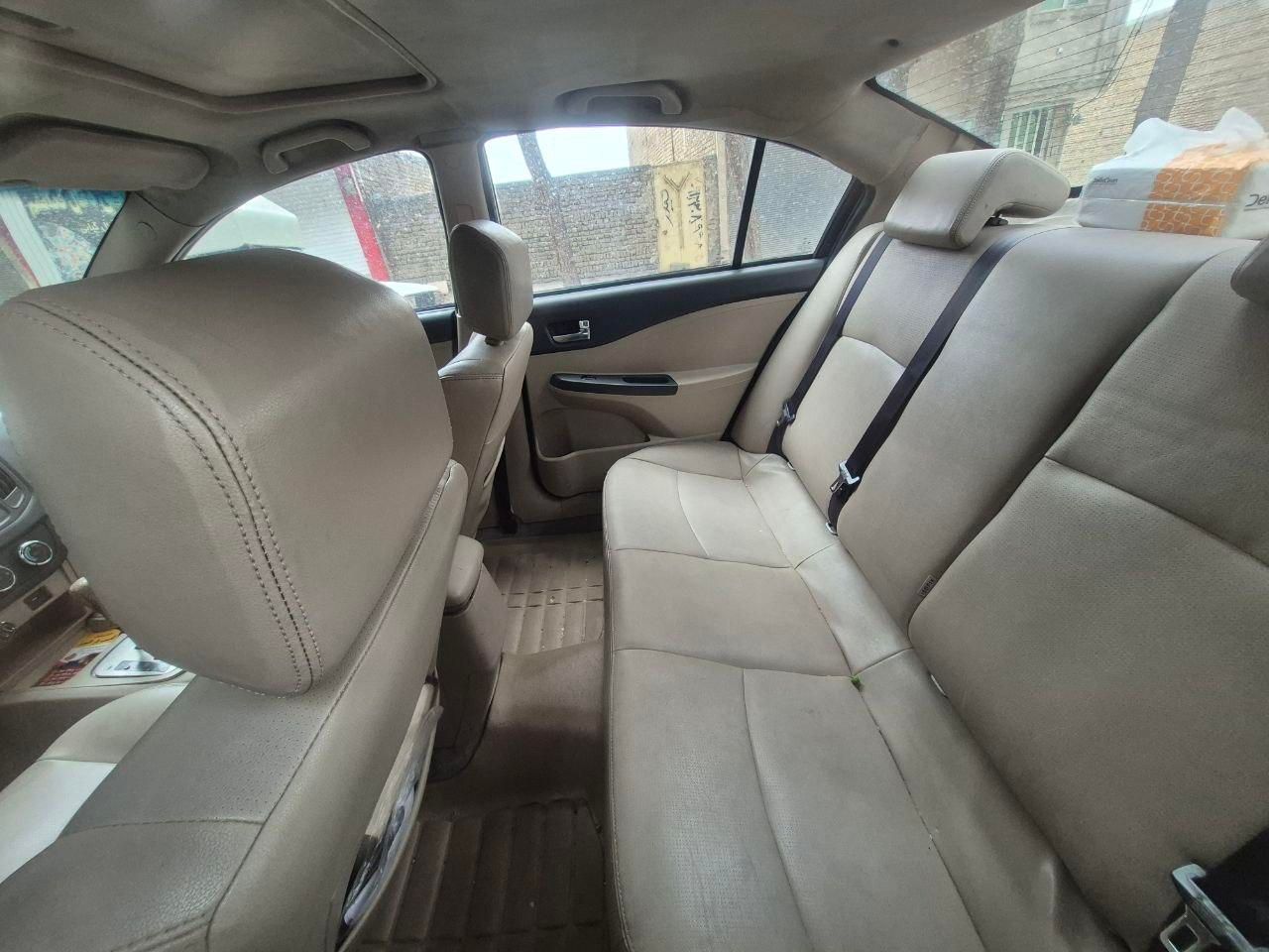 ام وی ام 550 اتوماتیک - 1394