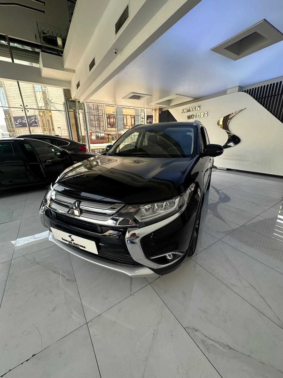 میتسوبیشی اوتلندر PHEV PHEV - 2018