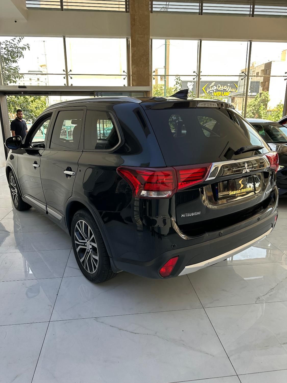 میتسوبیشی اوتلندر PHEV PHEV - 2018