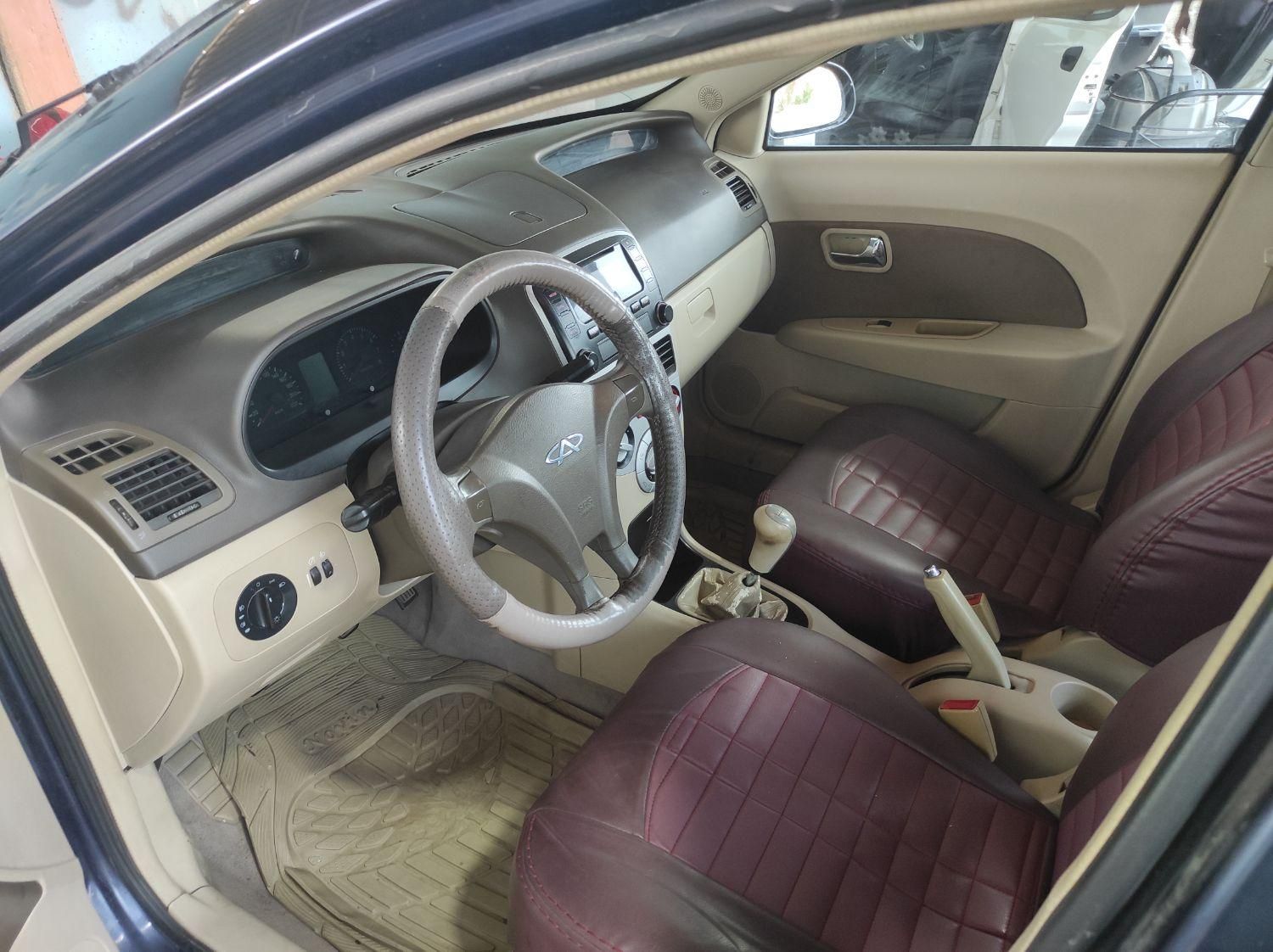 ام وی ام 315 صندوقدار ساده دنده ای - 1393