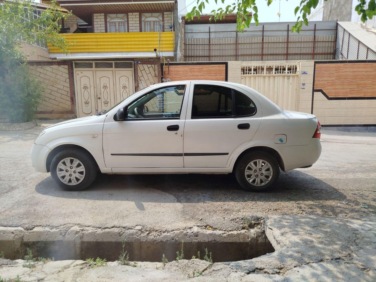 تیبا صندوق دار SX - 1396