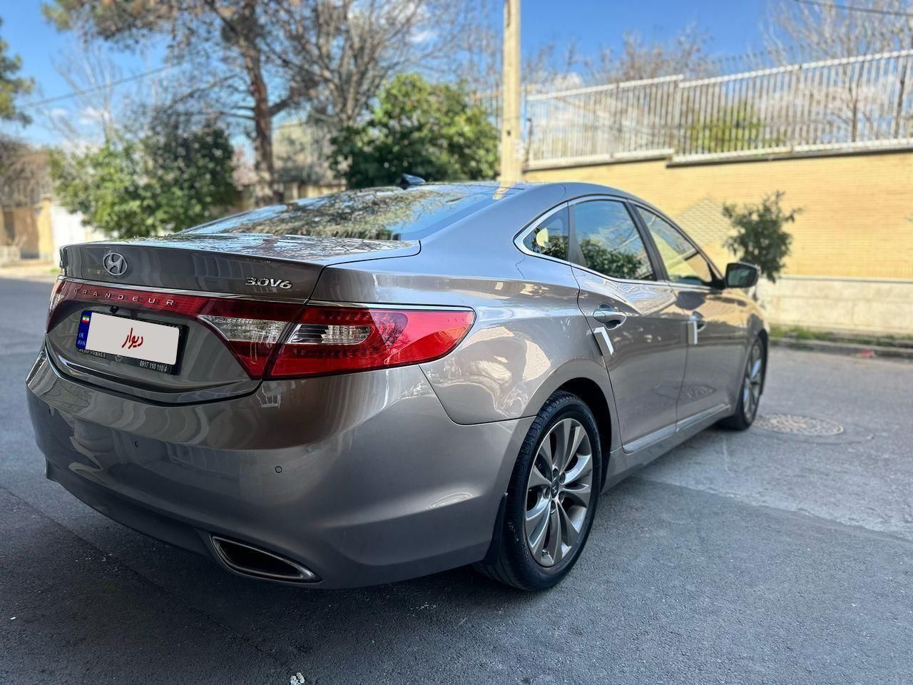 هیوندای آزرا (گرنجور) 3000cc - 2012