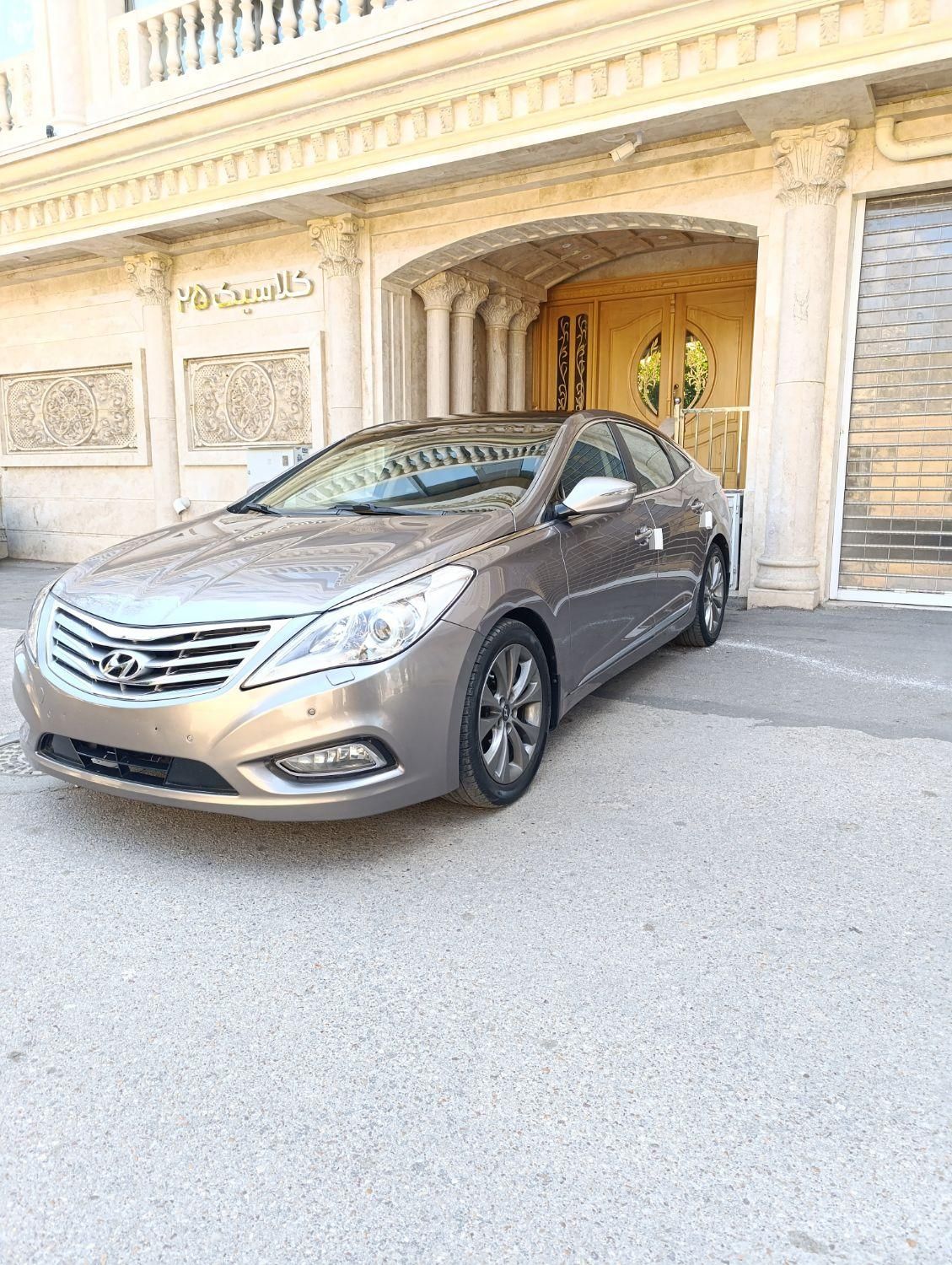 هیوندای آزرا (گرنجور) 3000cc - 2012