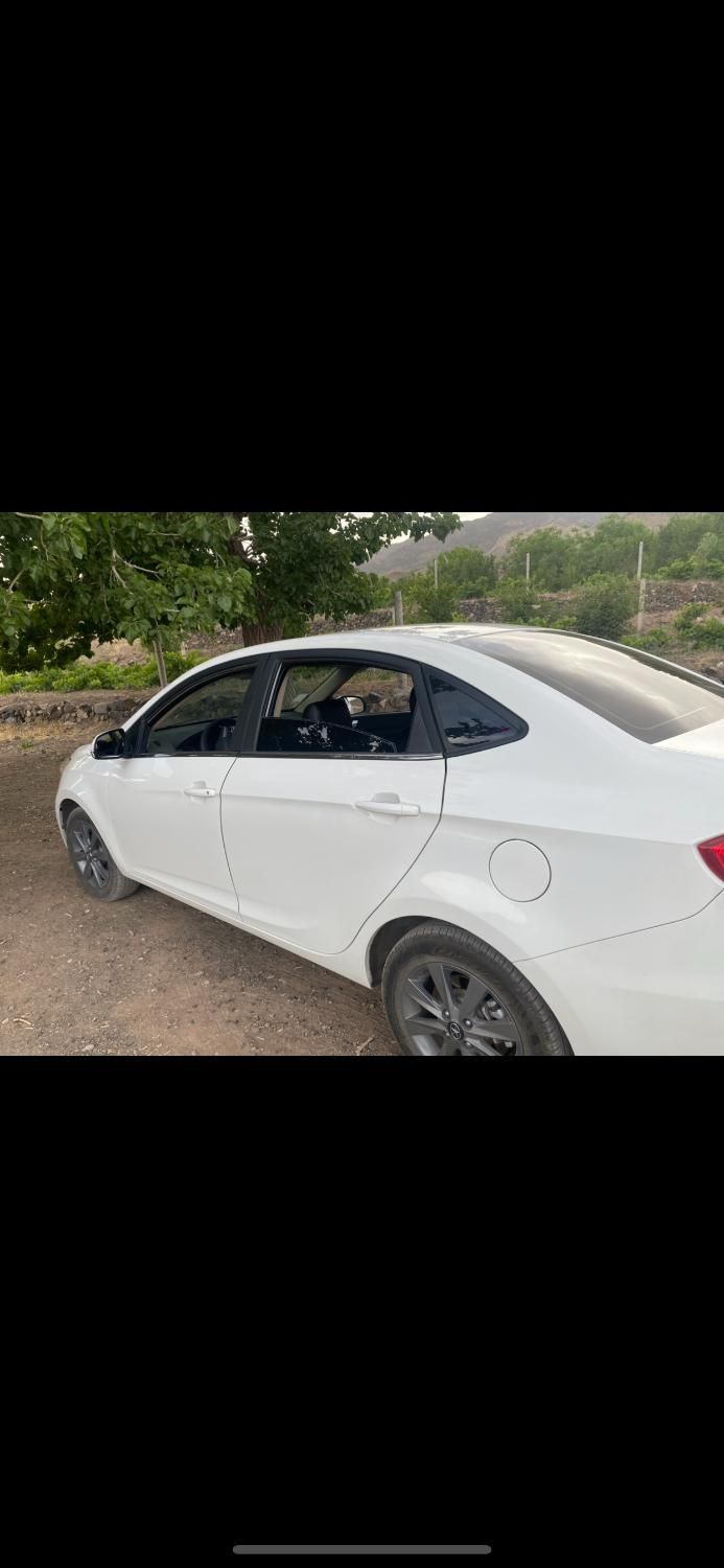 جک J4 اتوماتیک ساده - 1402
