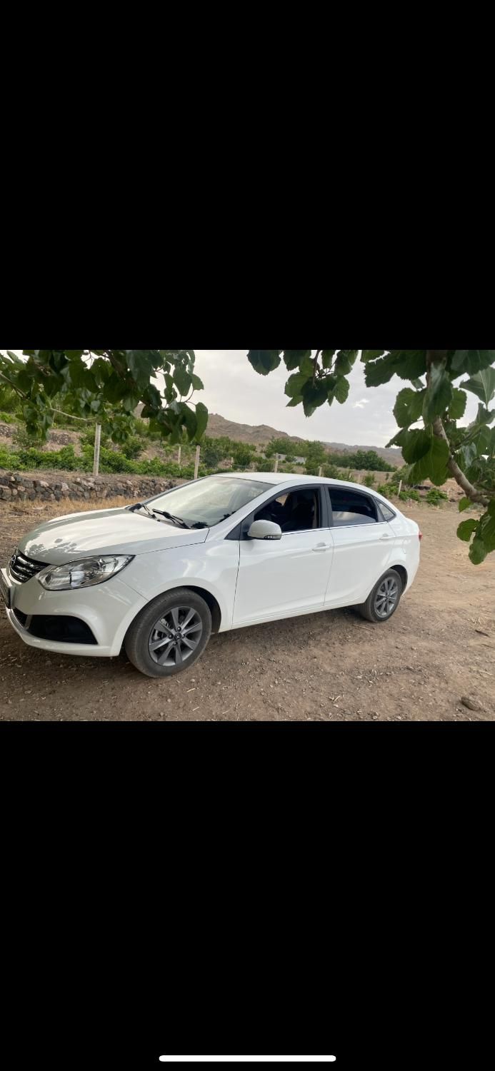 جک J4 اتوماتیک ساده - 1402