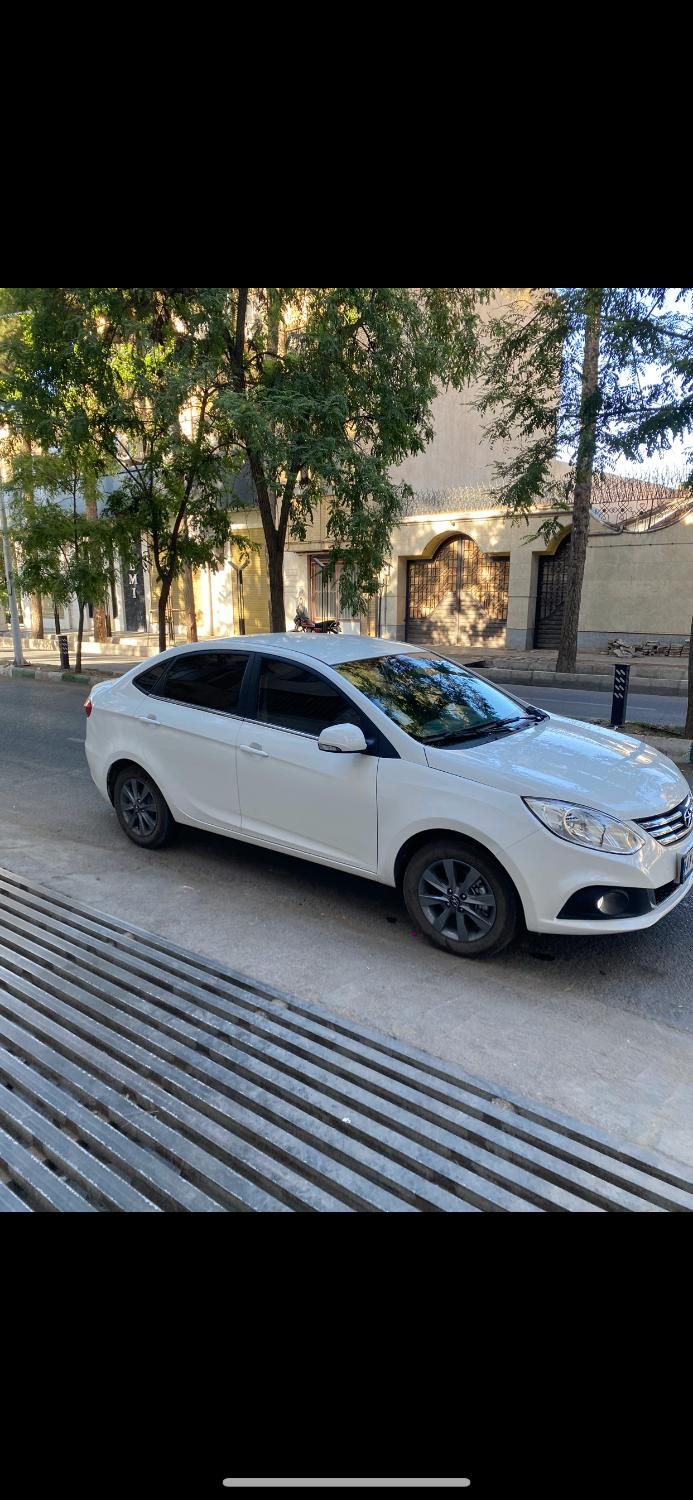 جک J4 اتوماتیک ساده - 1402
