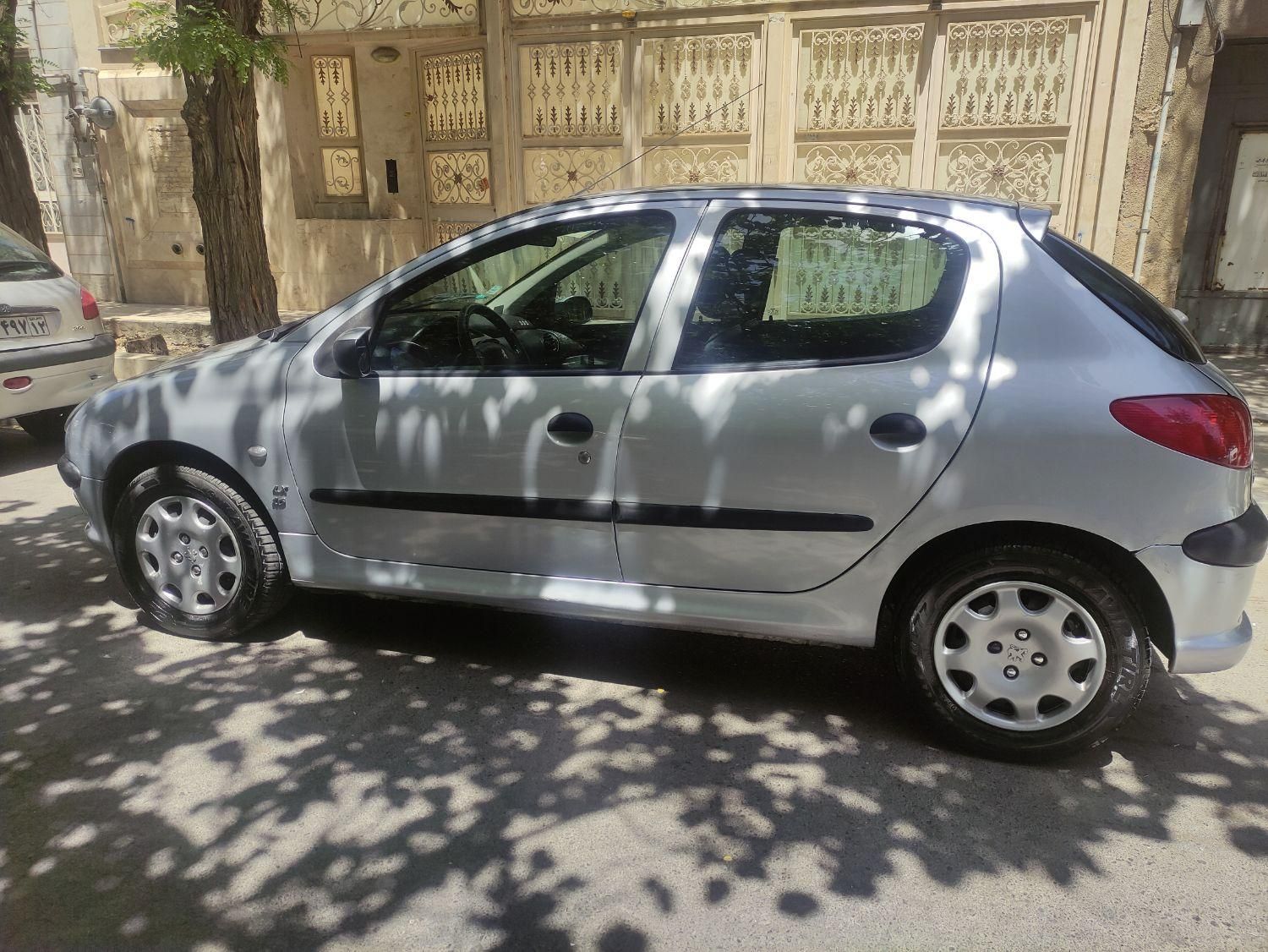 پژو 206 تیپ 5 - 1392