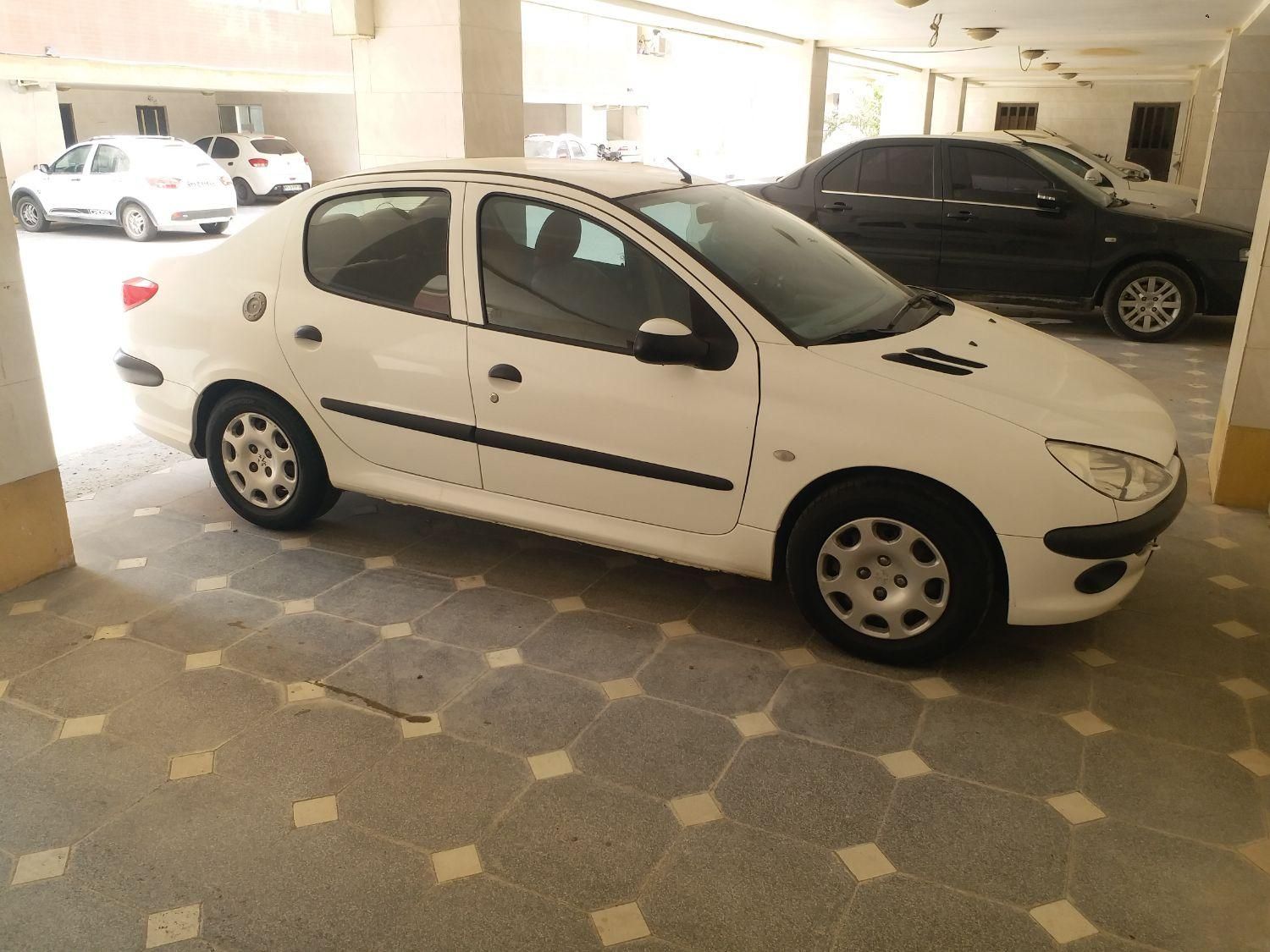 پژو ۲۰۶ صندوق دار v8 - 1396