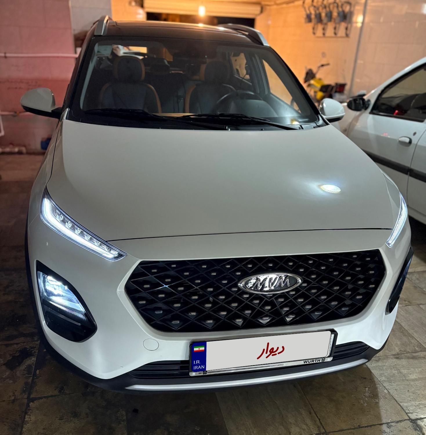 ام وی ام X22 پرو اتوماتیک IE - 1401