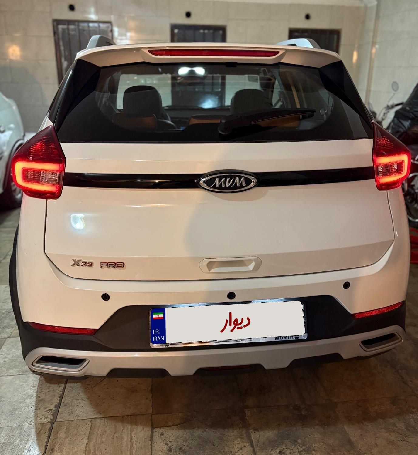 ام وی ام X22 پرو اتوماتیک IE - 1401
