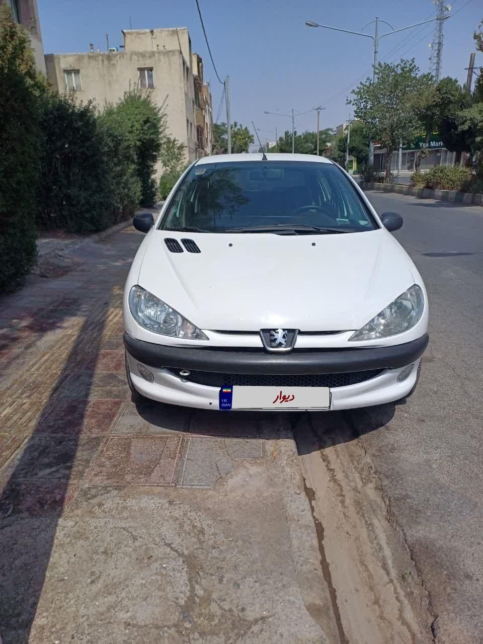 پژو ۲۰۶ صندوق دار v8 - 1389
