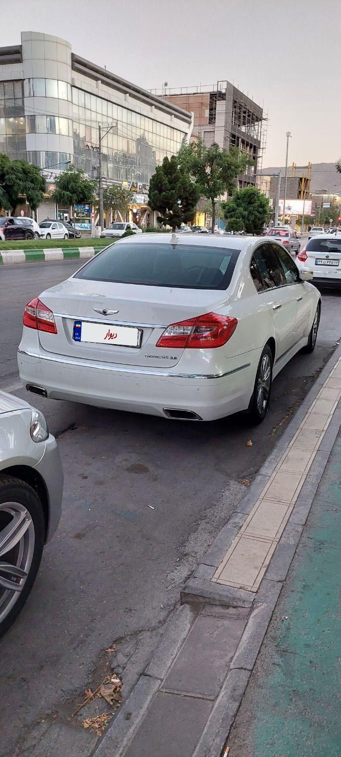 هیوندای جنسیس ۳.۸ لیتر فول - 2012