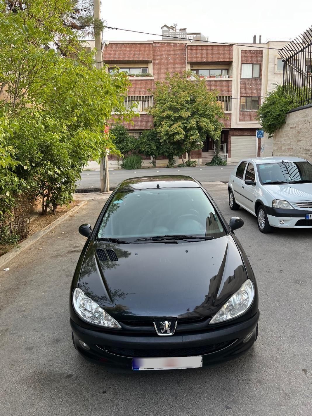 پژو ۲۰۶ صندوق دار v8 - 1398
