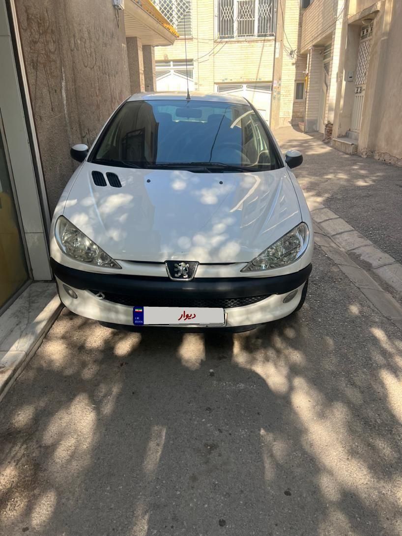 پژو ۲۰۶ صندوق دار v8 - 1398