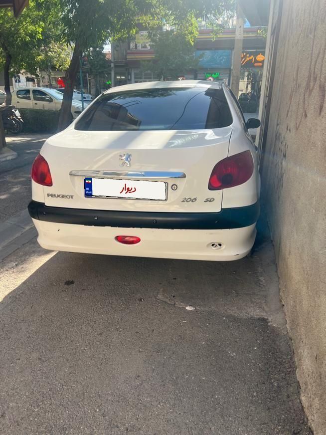پژو ۲۰۶ صندوق دار v8 - 1398