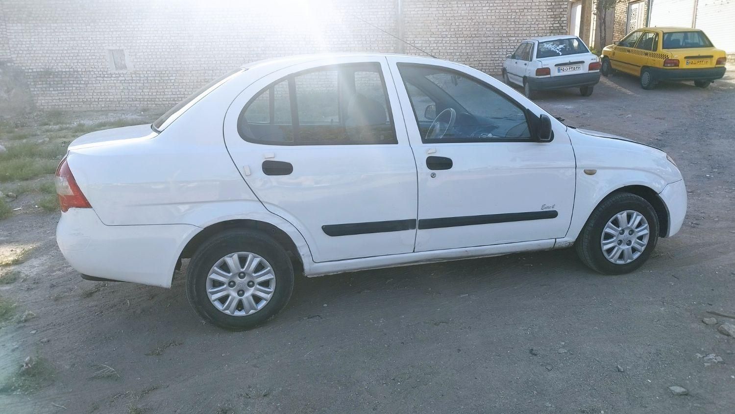 تیبا صندوق دار EX - 1393