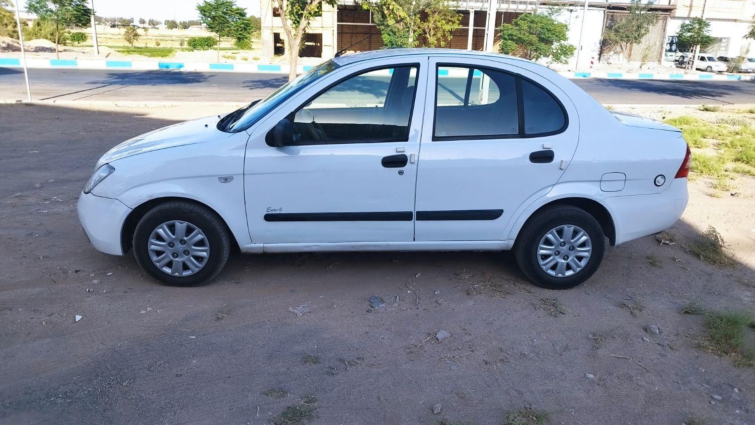تیبا صندوق دار EX - 1393