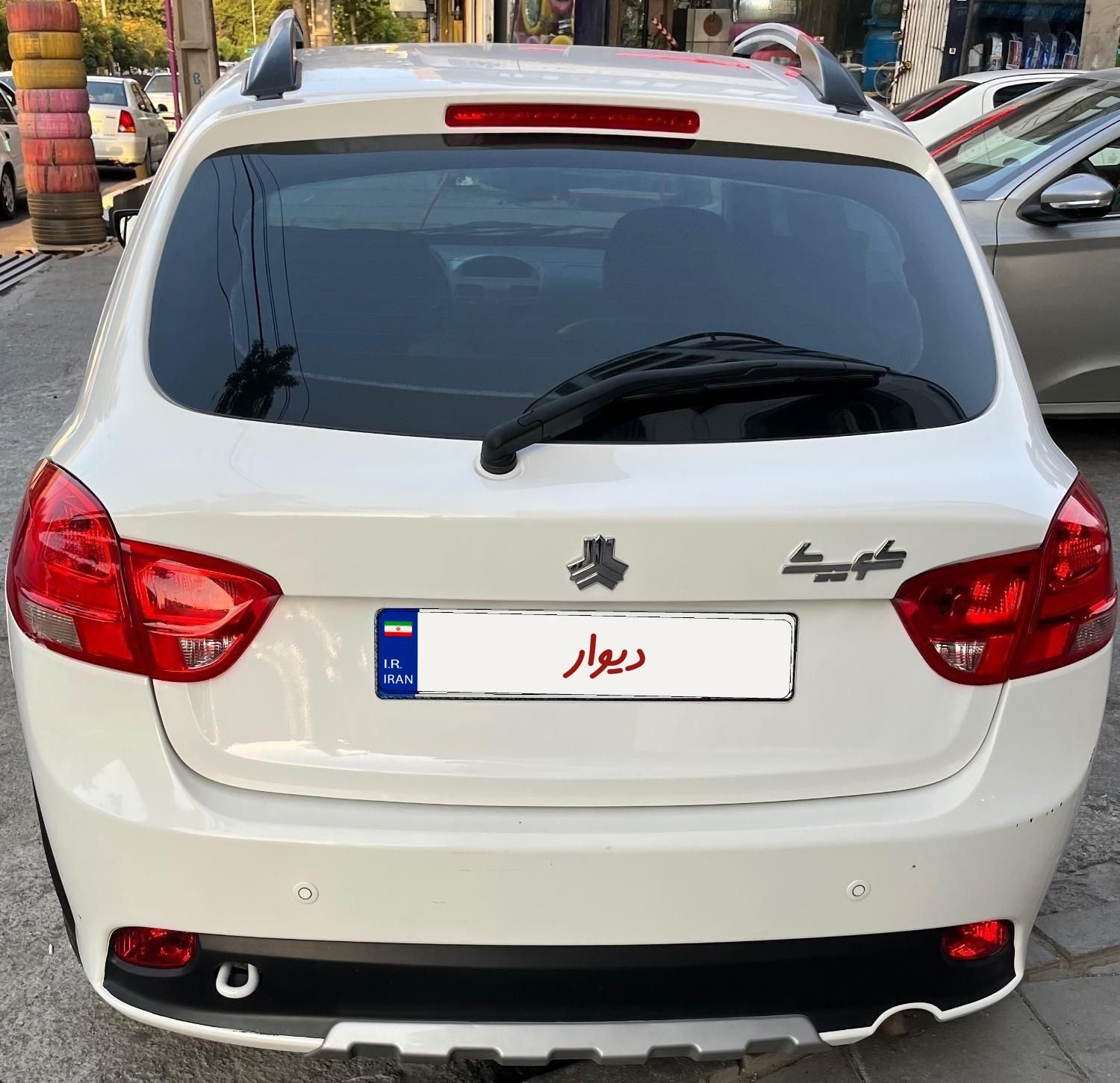 خودرو کوییک، معمولی آگهی ann_19433671