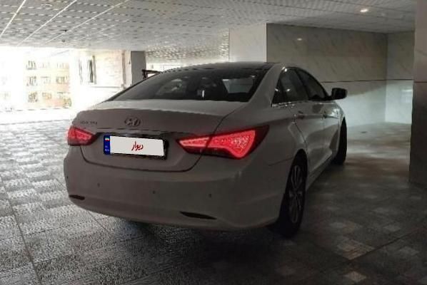هیوندای سوناتا فول YF - 2014