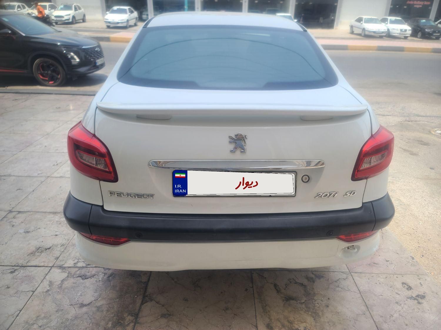 پژو ۲۰۷ صندوق دار اتوماتیک - 1397