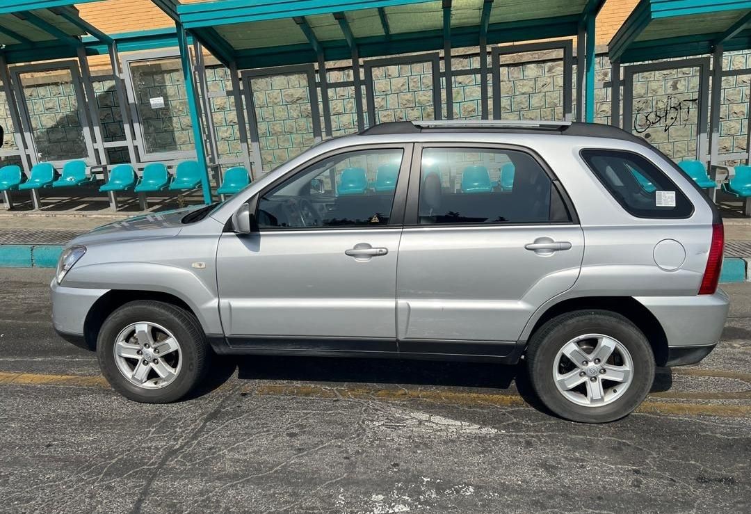 کیا اسپورتیج 4 سیلندر فول 2400cc - 2011