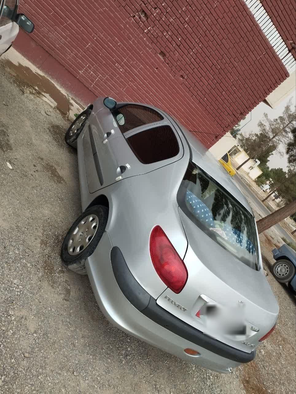پژو ۲۰۶ صندوق دار v8 - 1393