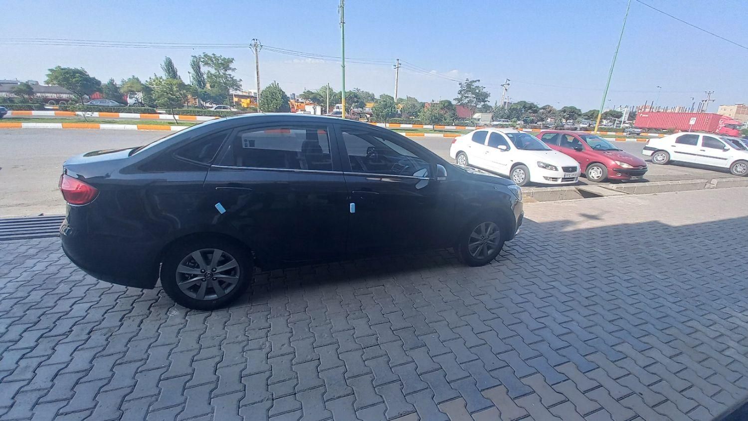 جک J4 اتوماتیک ساده - 1402