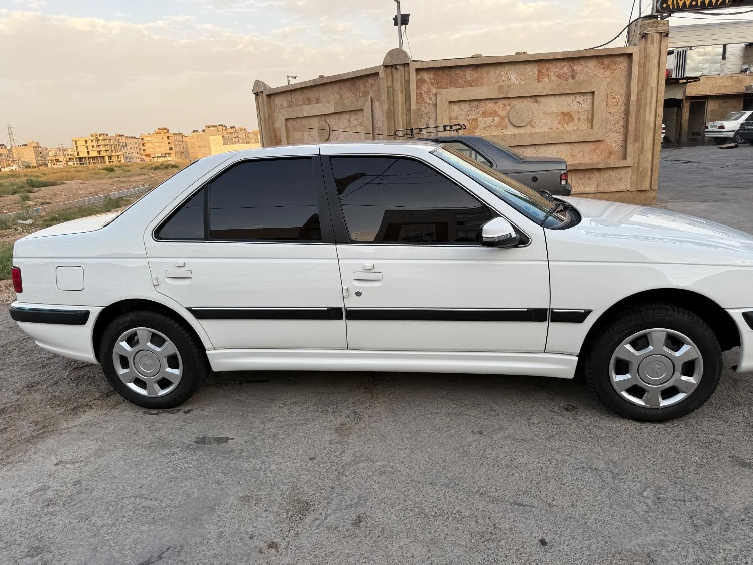 پژو پارس ELX-XU7P سفارشی - 1402
