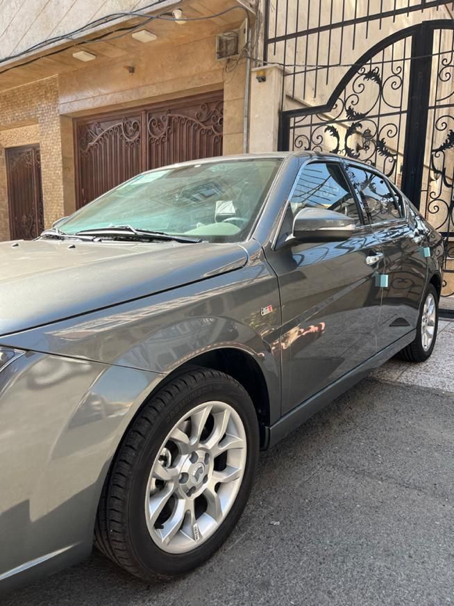 دنا پلاس توربو اتوماتیک - 1403