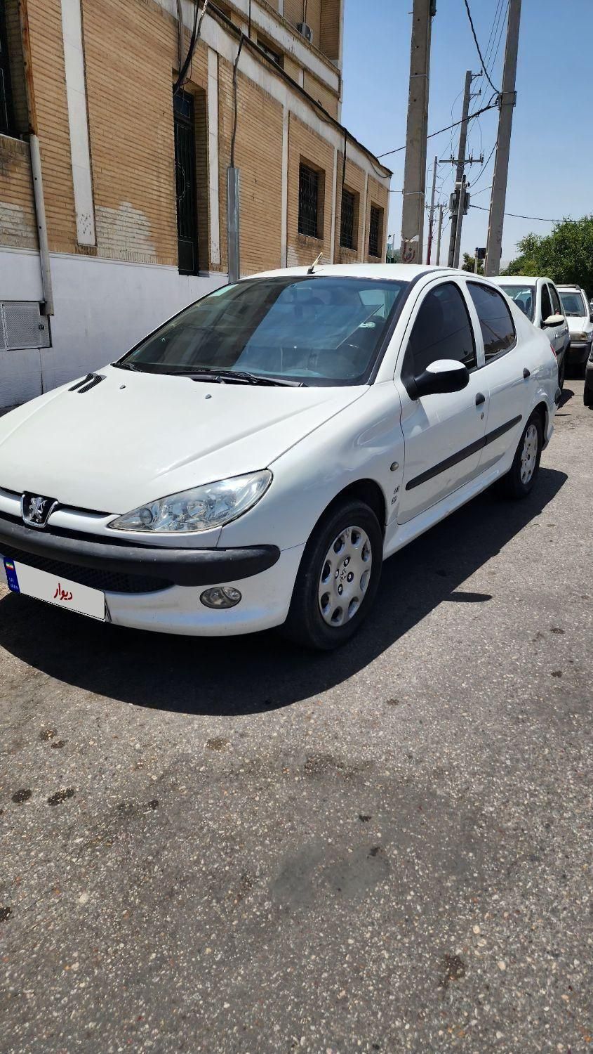 پژو ۲۰۶ صندوق دار v8 - 1396