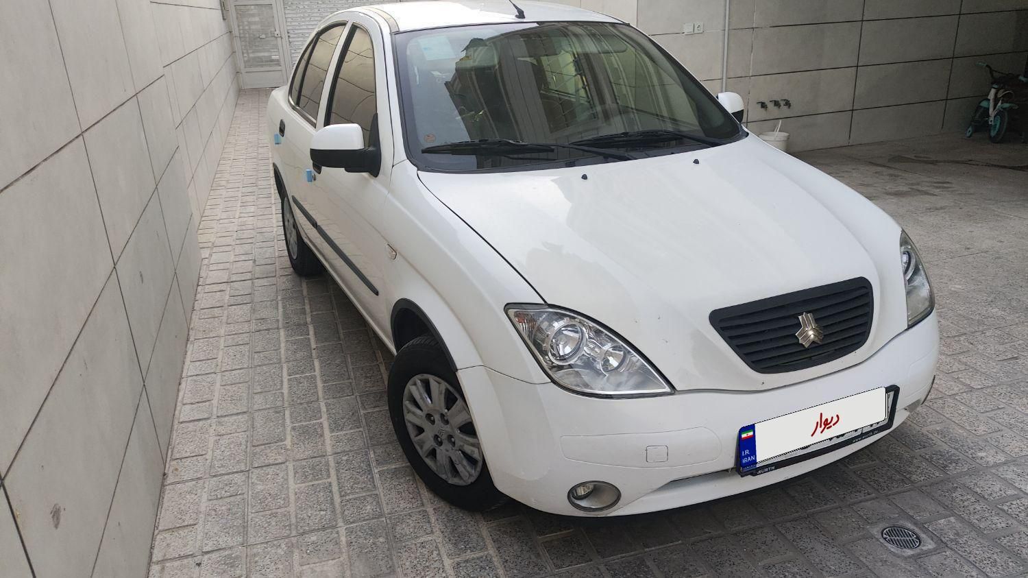 تیبا صندوق دار SX - 1399