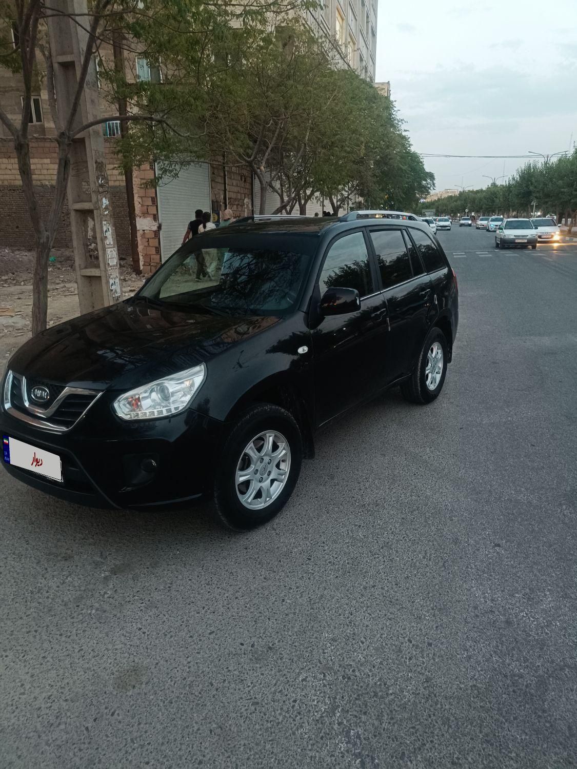 ام وی ام X33 دنده‌ای ساده - 1394