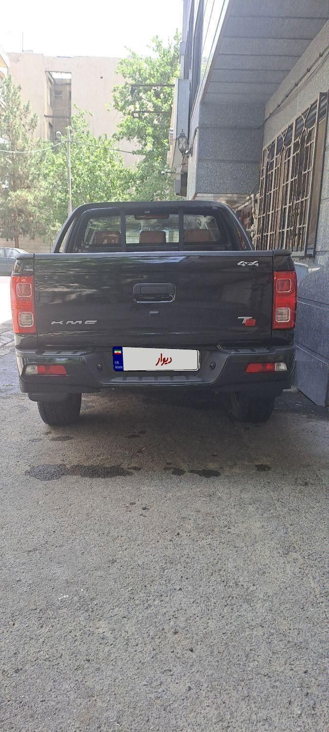 خودرو کی ام سی، T8 آگهی ann_19434536