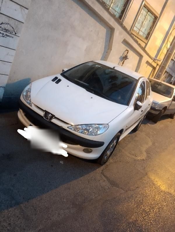 پژو ۲۰۶ صندوق دار v8 - 1394
