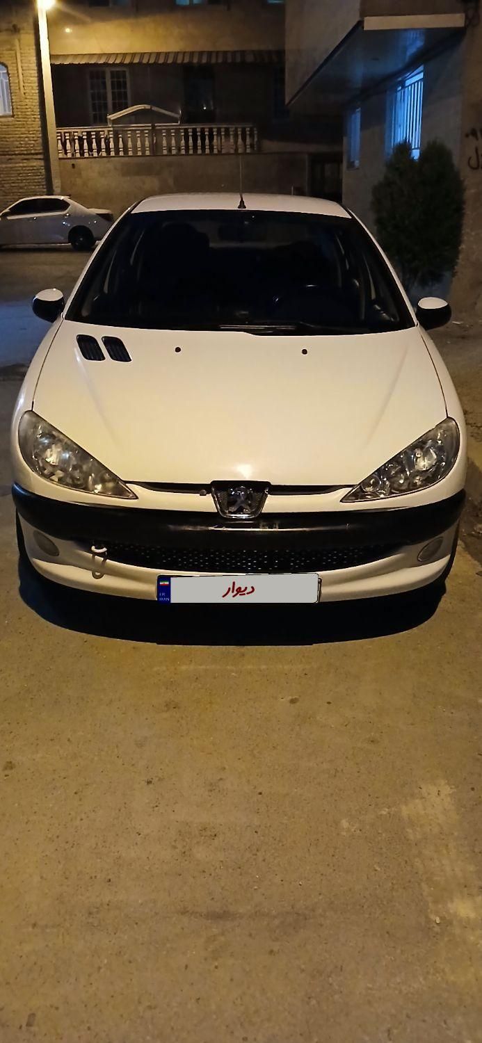 پژو ۲۰۶ صندوق دار v8 - 1391
