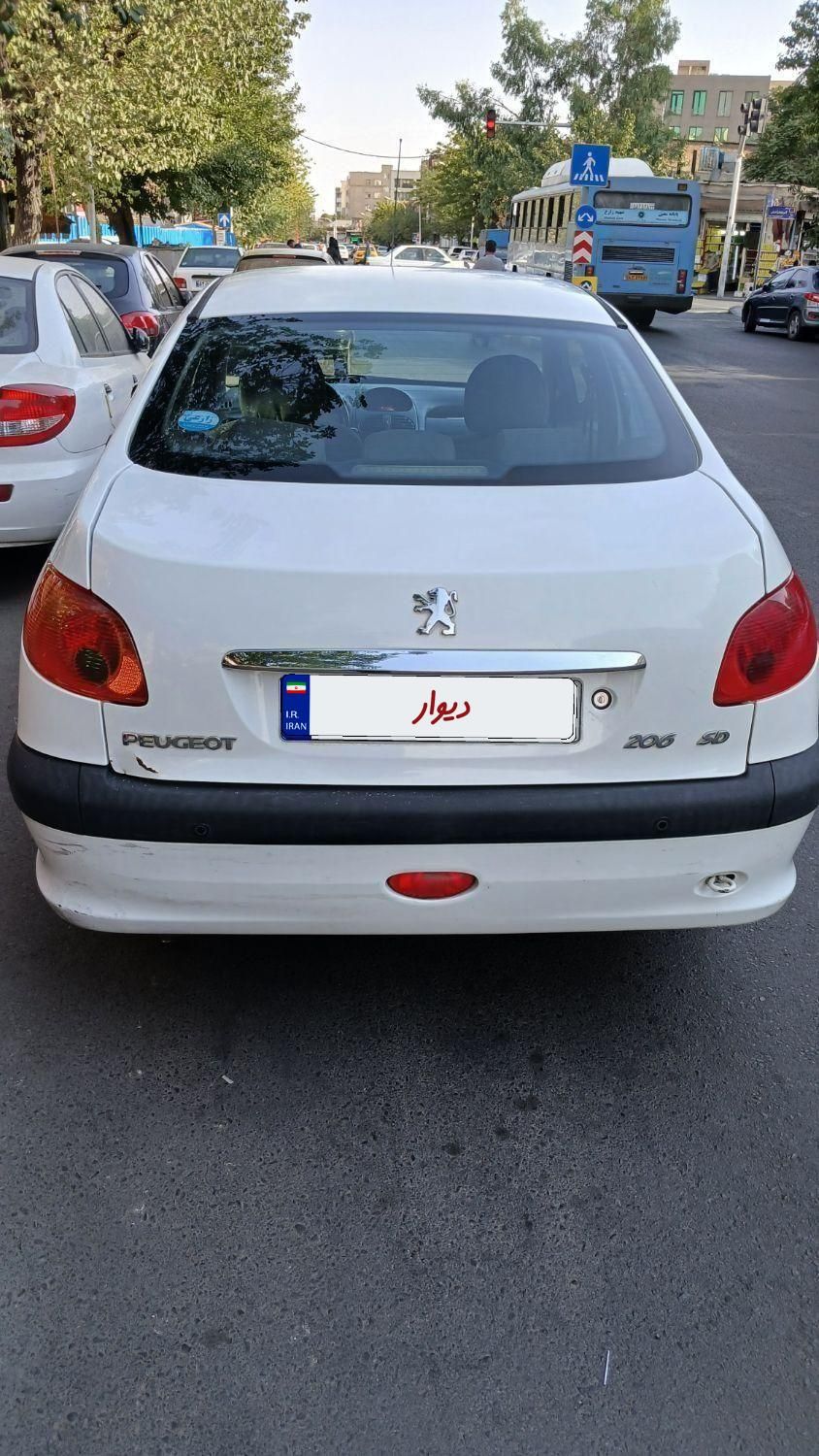پژو ۲۰۶ صندوق دار v8 - 1393