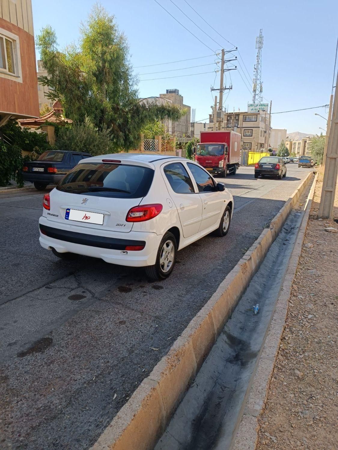 پژو 207 اتوماتیک - 1390