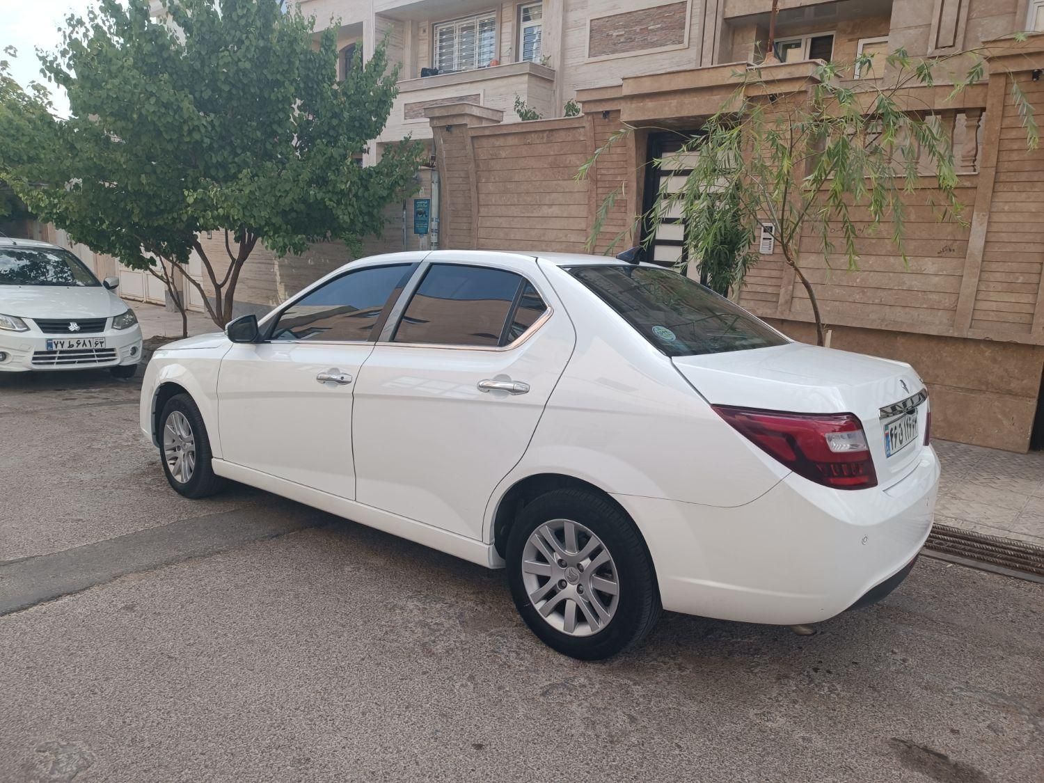 دنا پلاس تیپ ۲ سانروف ۴ ایربگ - 1400