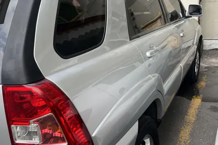 کیا اسپورتیج 6 سیلندر 2700cc - 2010