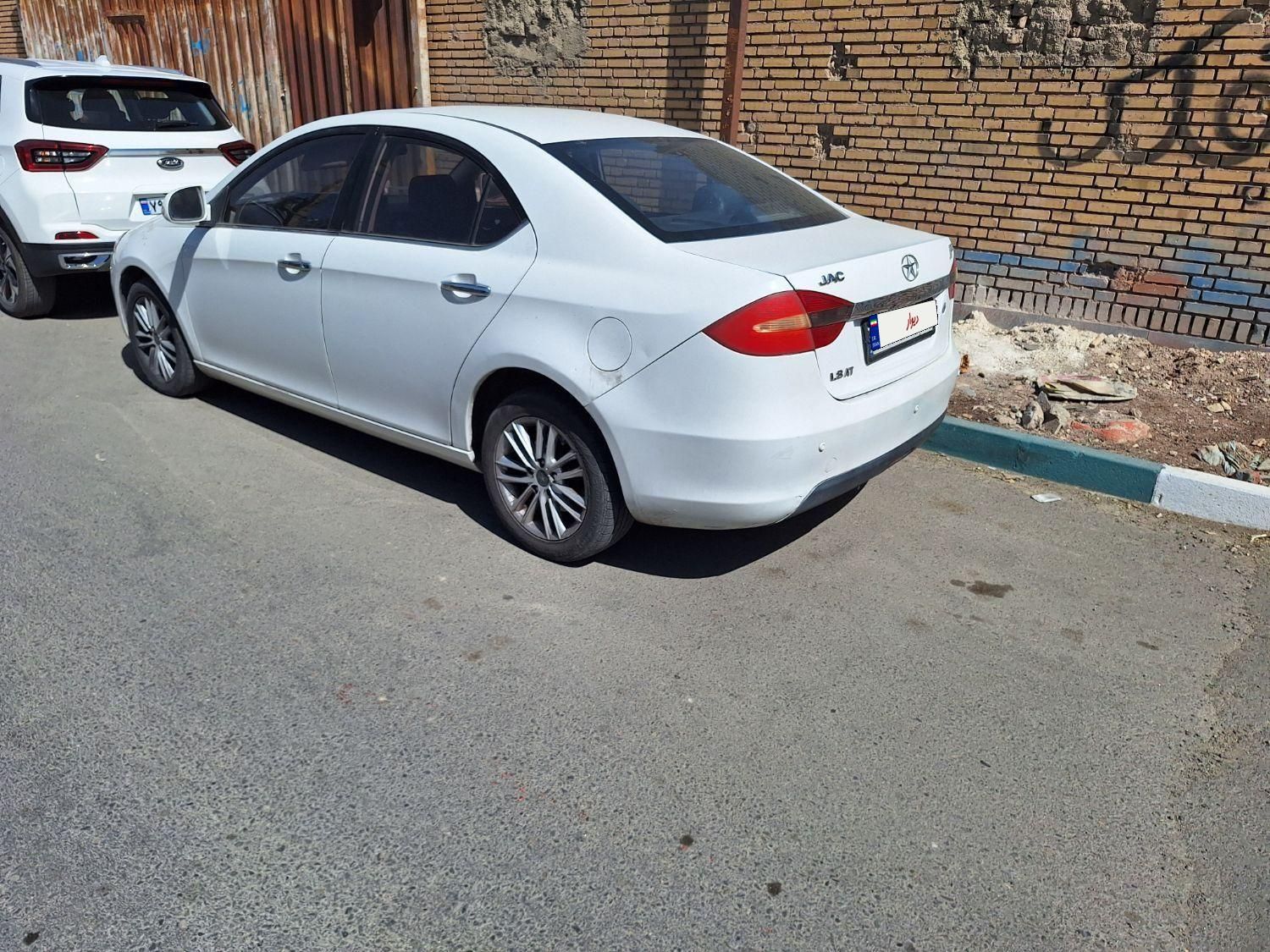 جک J5 اتوماتیک - 1396