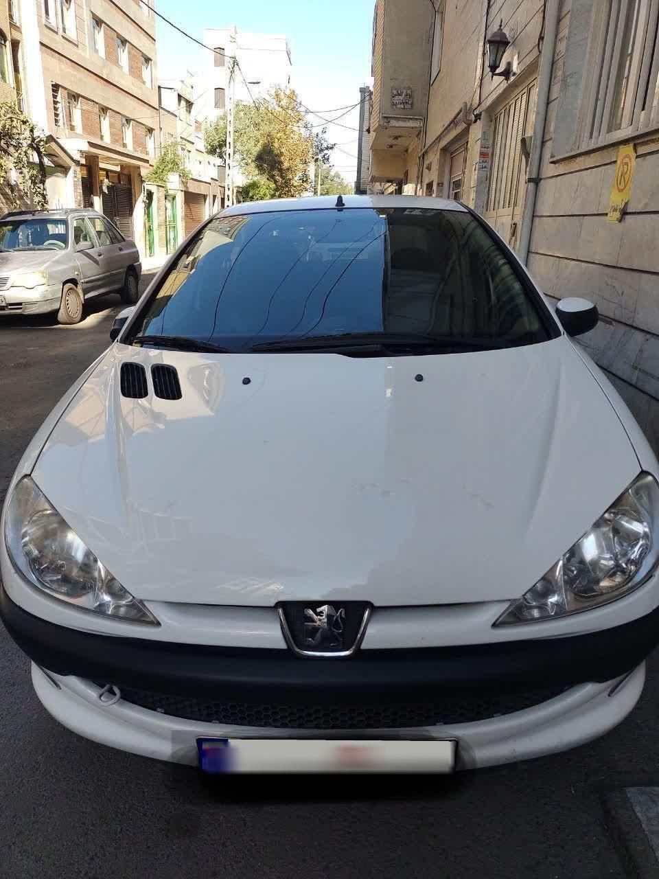 پژو ۲۰۶ صندوق دار v8 - 1398