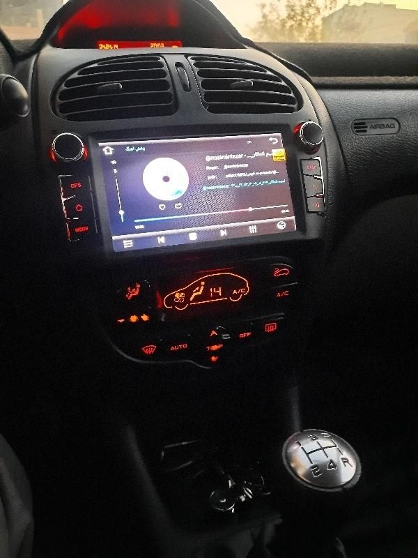 پژو ۲۰۶ صندوق دار v8 - 1399