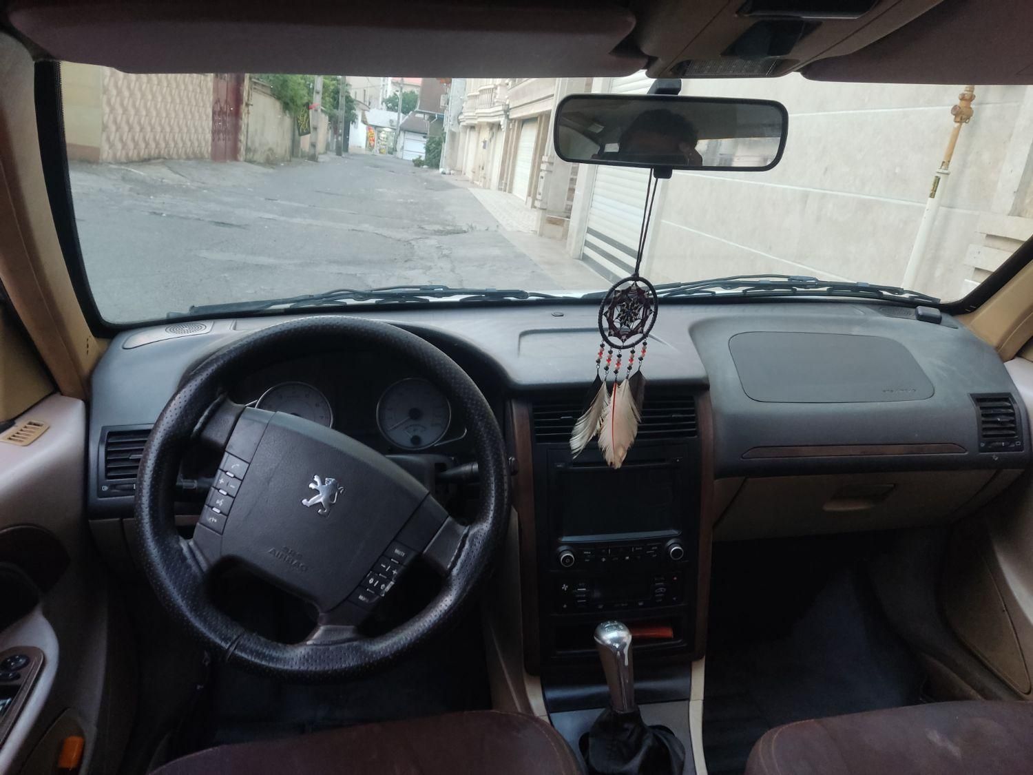 پژو پارس سال - 1395