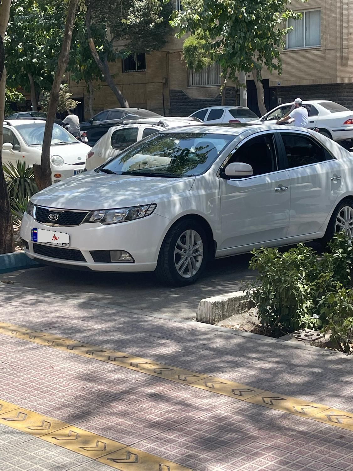 خودرو کیا، سراتو مونتاژ آگهی ann_19436323