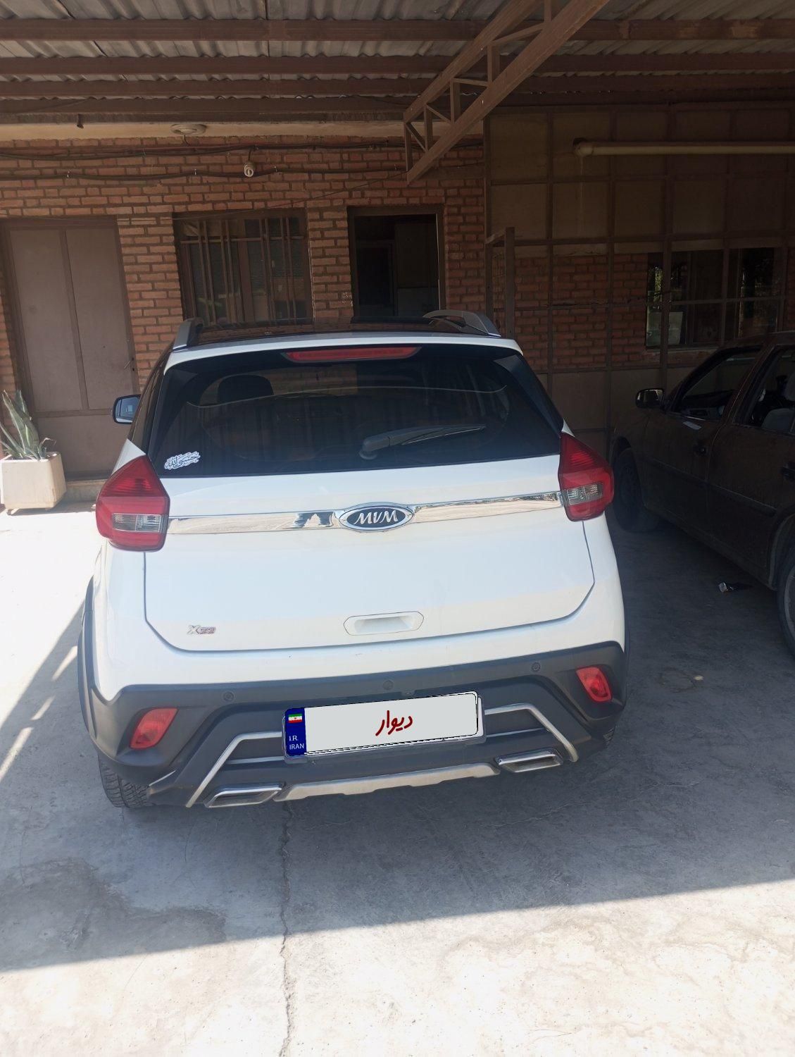 ام وی ام X22 دنده‌ای لاکچری - 1399