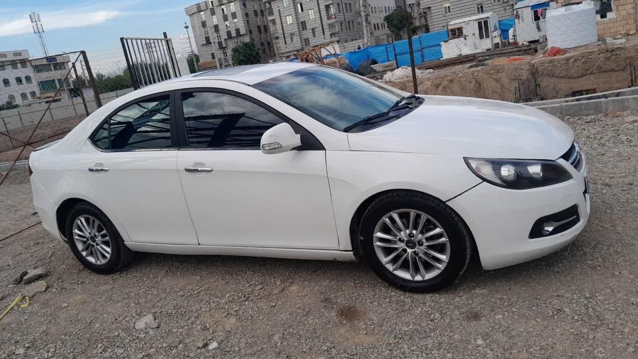 جک J5 اتوماتیک - 1394