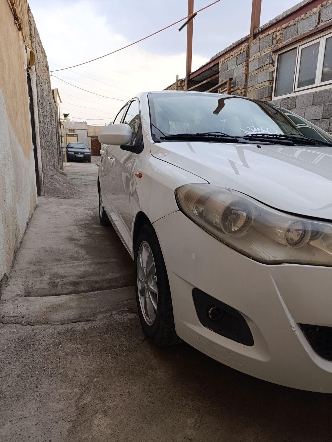 ام وی ام 315 هاچ بک ساده دنده ای - 1391