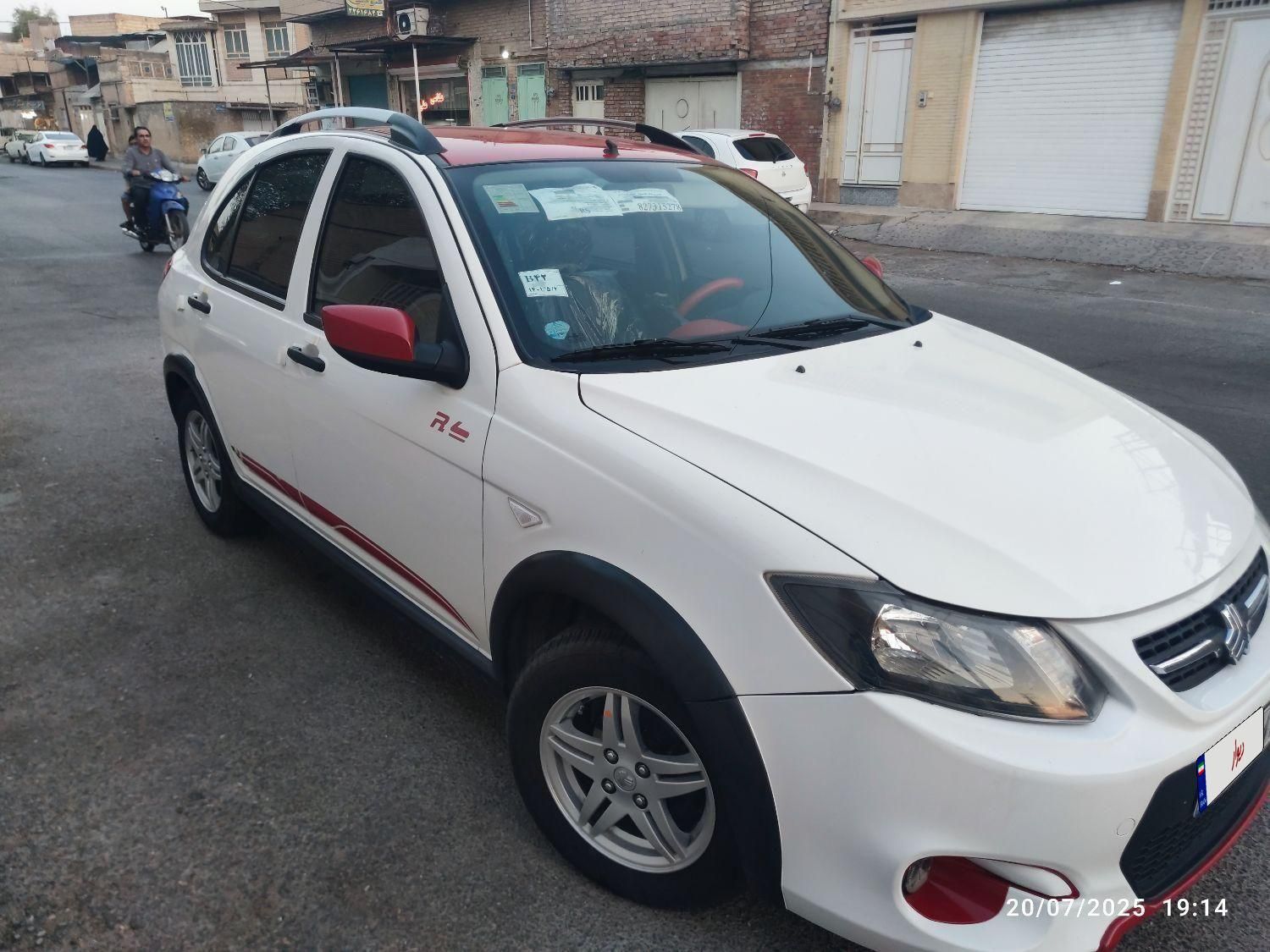 خودرو کوییک، R آگهی ann_19436756