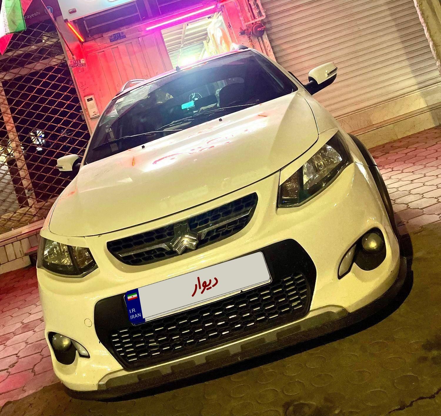 خودرو کوییک، معمولی آگهی ann_19436797