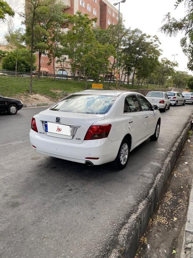 زوتی Z300 اتوماتیک - 2014